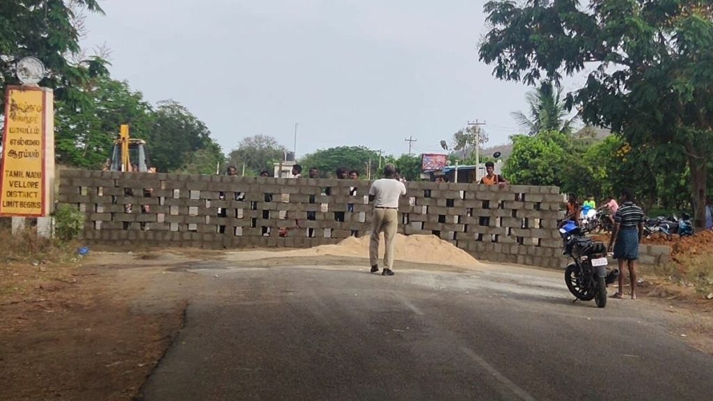 tamil nadu border wall-corona-lockdown